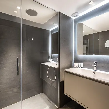 Apartahotel Silverstone By Alpine 5*