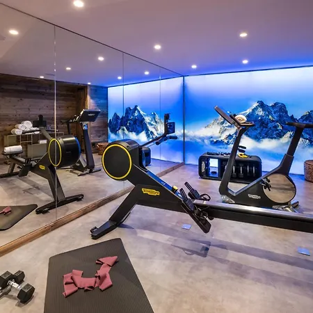 Silverstone By Alpine Apartahotel 5*