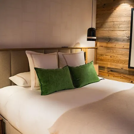 Apartahotel Silverstone By Alpine 5*
